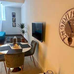 Residenza Elegante - A 5 Fermate Dal Duomo Сasa de vacaciones