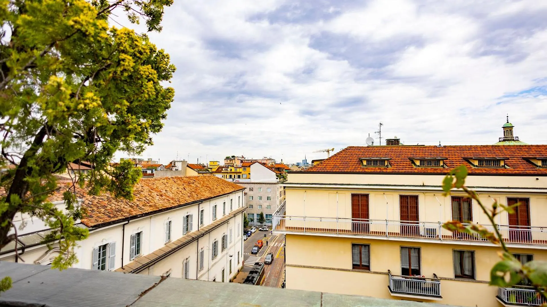 Corso Italia Attic In Milan By 101Flats Daire